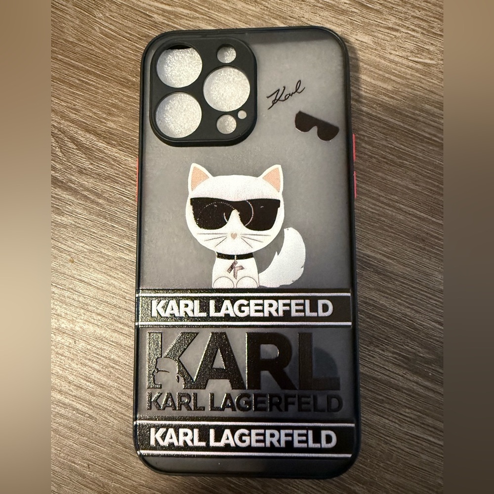 Case iPhone 15 pro max Karl lagerfeld